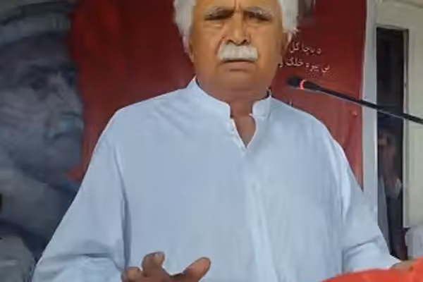 مختار خان یوسفزی: د طالبانو د واکمنۍ زیانونه تر لاسته راوړنو ډېر دي