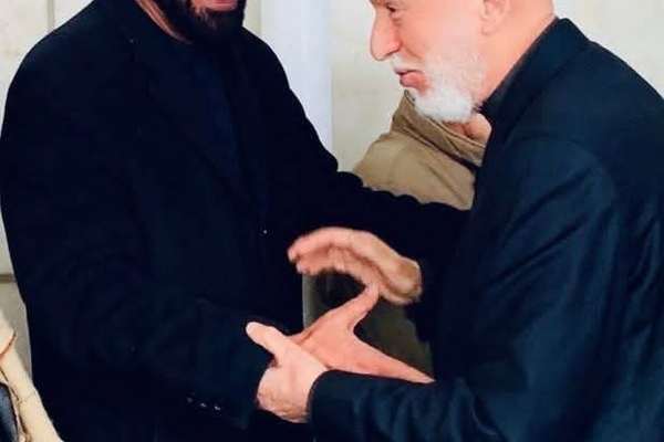 حامد کرزی له جرمني څخه بېرته افغانستان ته ستون شو