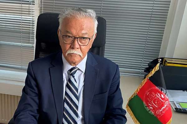 سویډن د پخواني افغان سفیر عباس نویان د پناهغوښتنې دوسیه رد کړې