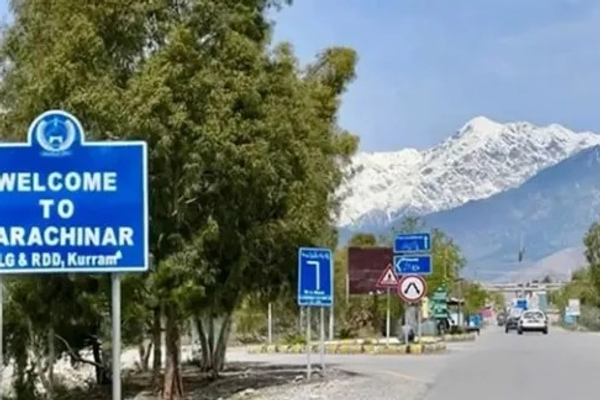 په پاړه چنار کې د سړک غاړې ماین چاودنې څلور کسان وژلي او څلور نور ټپیان دي