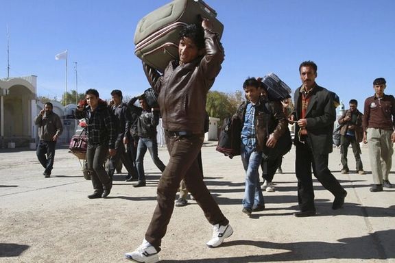 مقام ایرانی میگوید امسال اخراج مهاجران افغان از تهران چهارونیم برابر افزایش یافته است