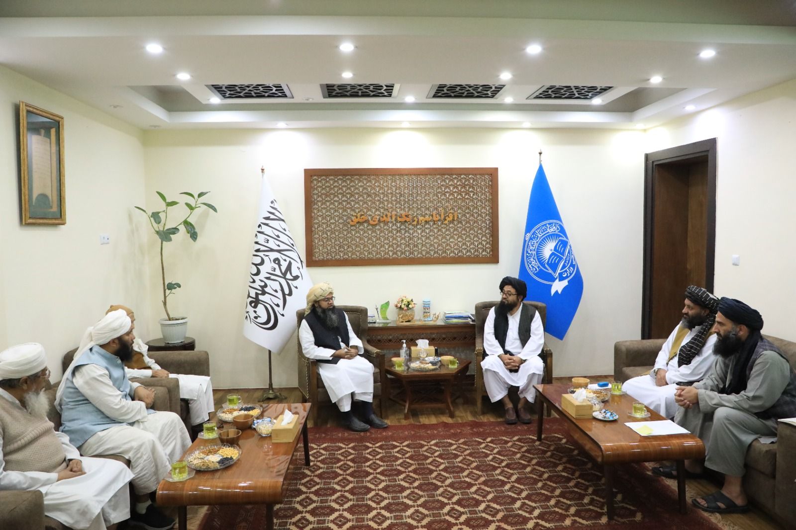 علمای دینی دارالعلوم دیوبند هند درباره نظام آموزشی افغانستان با طالبان گفت‌وگو کردند