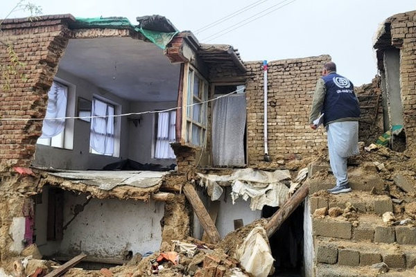 ملګري ملتونه: روان کال ۴.۲ مېلیونه افغانان بېړنۍ سرپناه او غېرخوراکي توکو ته اړتیا لري