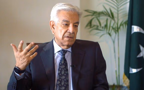 خواجه اصف وايي په افغانستان کې د پاکستان نفوذ کم شوی دی