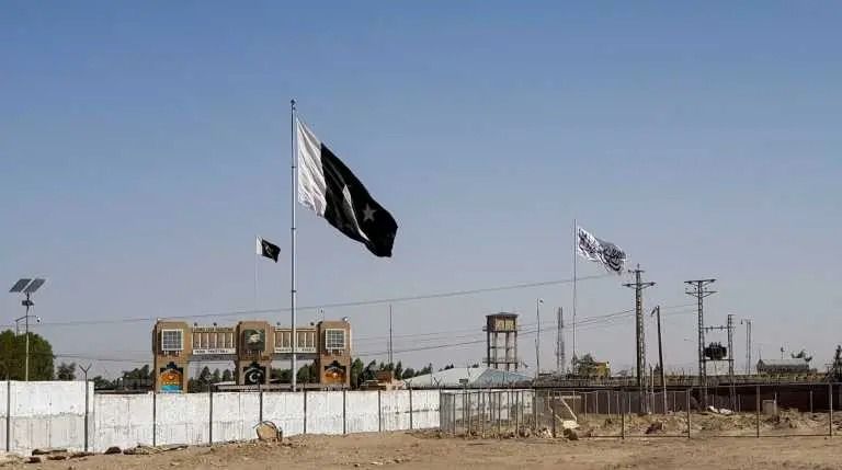 سپین بولدک- چمن دروازه کې ۲ کسان ووژل او د پاکستاني سرتېري په ګډون ۵ نور ټپي شول