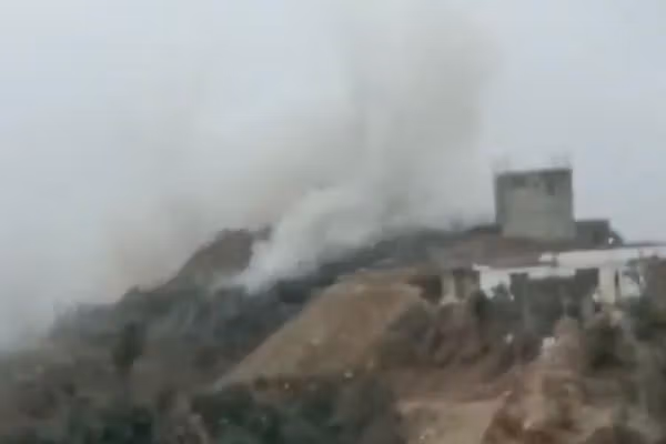 طالبان: د سرکاڼو ولسوالۍ اړوند پر ډیورنډ کرښه د پاکستاني ځواکونو یوه پوسته لهمنځه وړل شوې