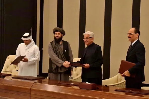 تعثر مفاوضات طالبان وباكستان.. رئيس الاستخبارات التركية يزور إسلام آباد