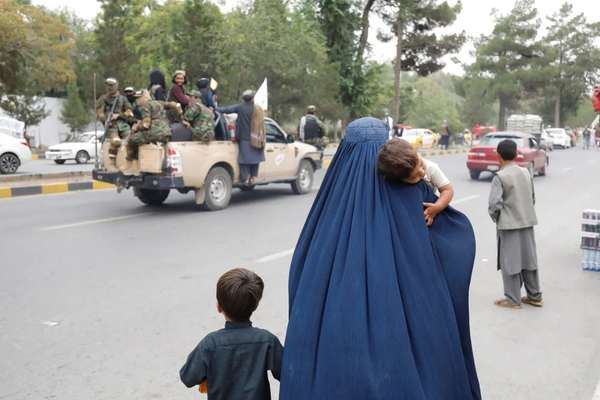 خشونت خانگی؛ مردی در ولایت تخار همسرش را آتش زد