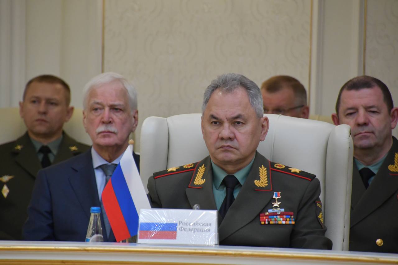 وزیر دفاع روسیه: افغانستان کانون‌ بی‌ثباتی منطقه است