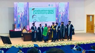 د زدهکړې ارمانونه او د وطن یادونه؛ پښتونخوا کې ۱۰زره افغان زدهکوونکي په زدهکړو بوخت دي