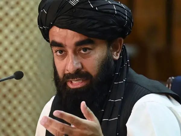 سخنگوی طالبان خواستار همکاری کشورهای همسایه برای مبارزه با قاچاق مواد مخدر شد