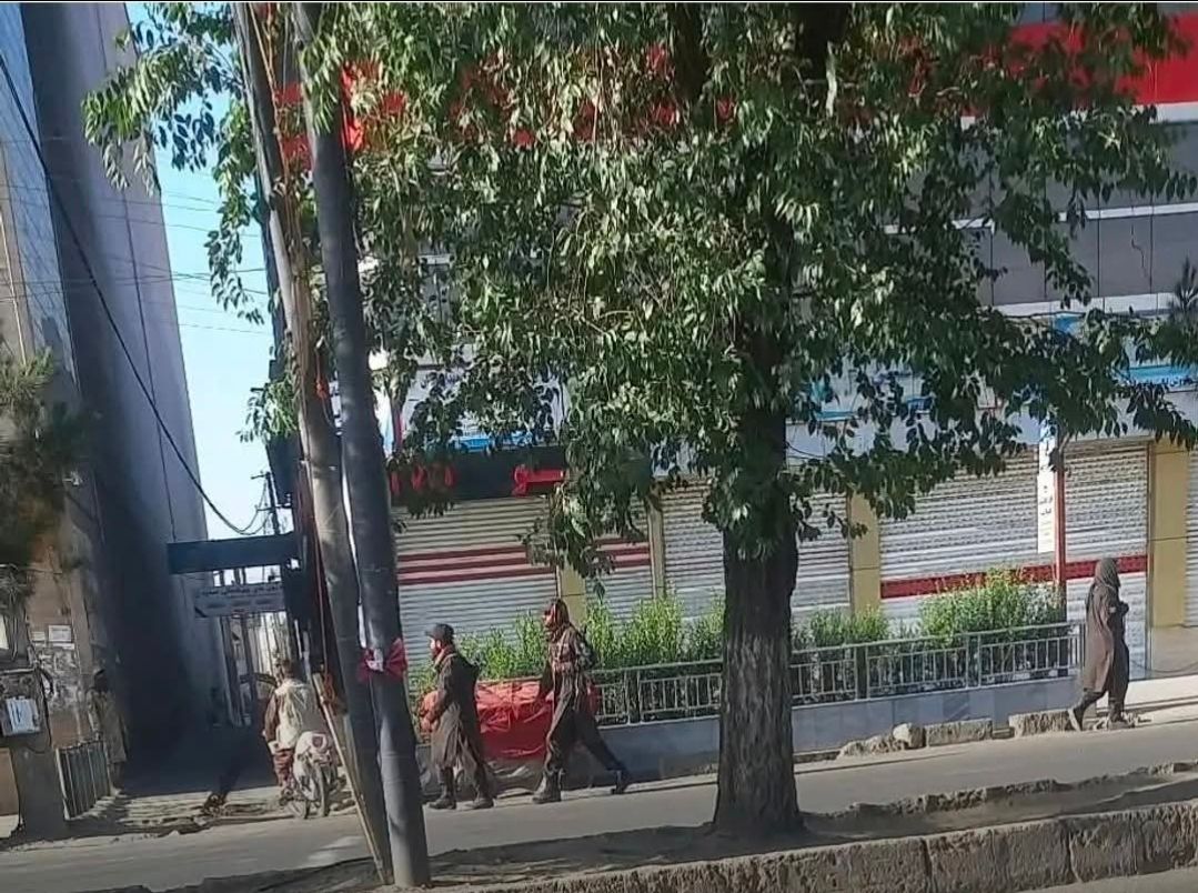 باشنده دشت برچی: «بازداشت دختران جوان نگرانی خانواده‌ها را بیشتر کرده است»