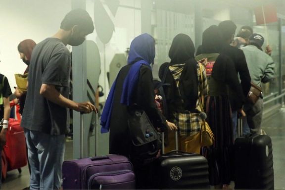 په پاکستان کې مېشت افغان خبریالان وایي، چې له دغه هېواده د اېستلو له ګواښ سره مخامخ دي