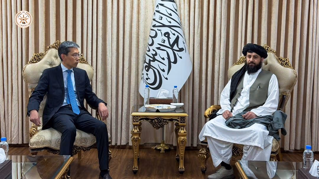 وزیر دفاع طالبان با سفیر چین درباره مذاکرات ارومچی گفتوگو کرد