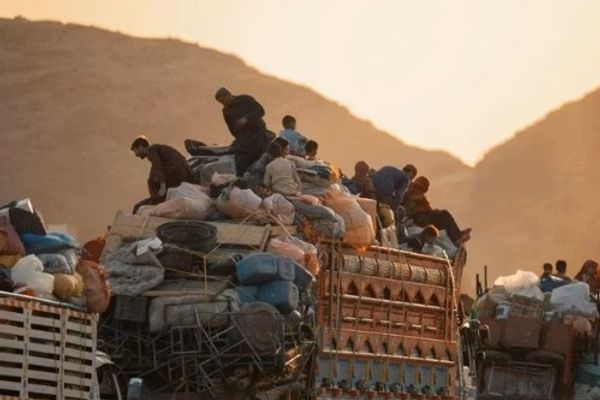 Pakistan Orders Undocumented Afghans To Leave As Deportations Resume