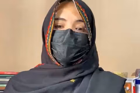 عضو زن جنبش تحفظ پشتونها: طالبان افغانستان را به زندان بزرگ برای زنان تبدیل کرده است