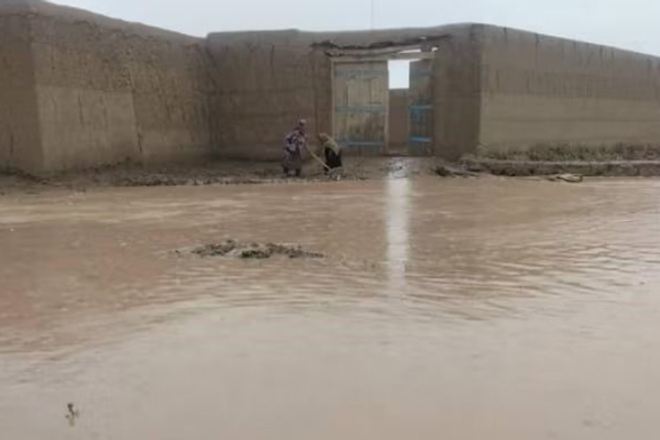 ارتفاع حصيلة ضحايا السيول في أفغانستان إلى 17 قتيلاً