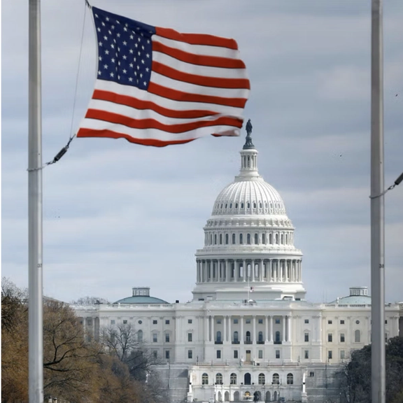 هجوم واشنطن يدفع الولايات المتحدة لتشديد المراقبة وإلغاء المقابلات واعتقالات ضد الأفغان