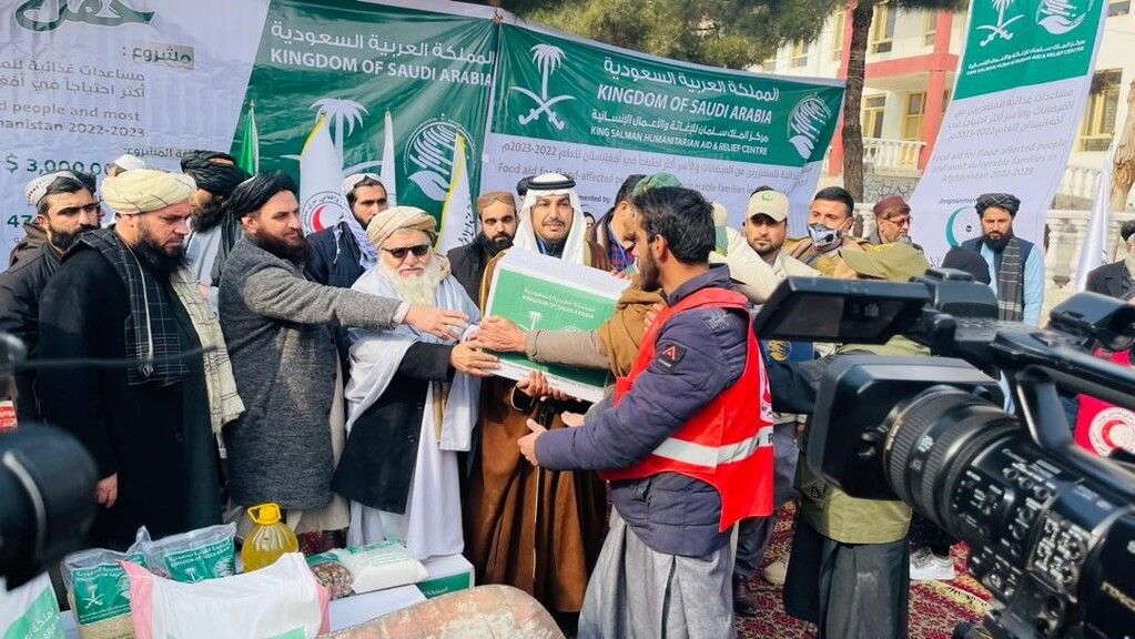 سازمان همکاری‌ اسلامی از آغاز برنامه توزیع غذا در افغانستان خبر داد