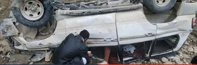 په بدخشان کې د یوې ټرافیکي پېښې له امله درې کسه مړه او ۷ نور ټپیان شوي دي