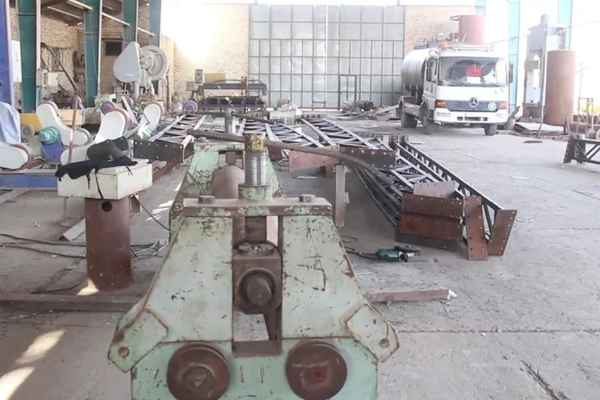 په بلخ کې د یو مېلیون ډالرو په لګښت د ټانکرونو جوړونې کارخونې فعالیت پیل کړ