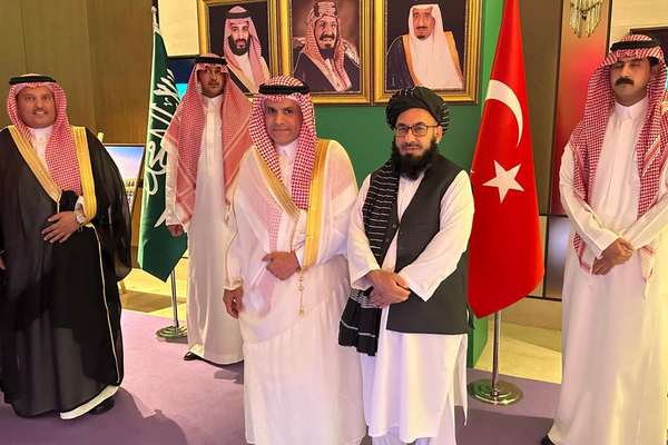 طالبان وايي، ترکیه کې یې د څو هېوادونو له ډيپلوماتانو سره لیدلي