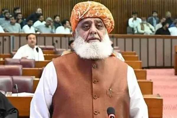 مولانا فضلالرحمان: په خیبر پښتونخوا کې عملاً حکومت نشته او باج اخیستنه زیاته شوې