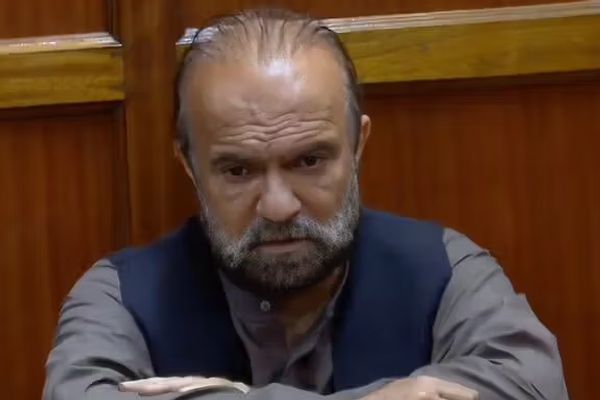 د ظاهر قدیر خپلوان وايي چې د نوموړي محاکمه ځنډېدلې ده