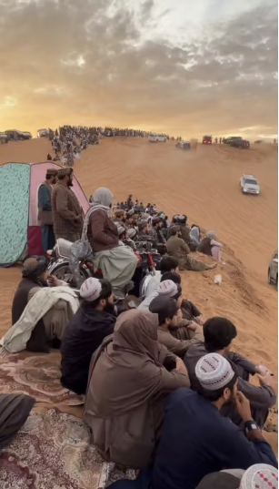 طالبان تحظر تنزّه الشباب في المناطق الرملية في قندهار