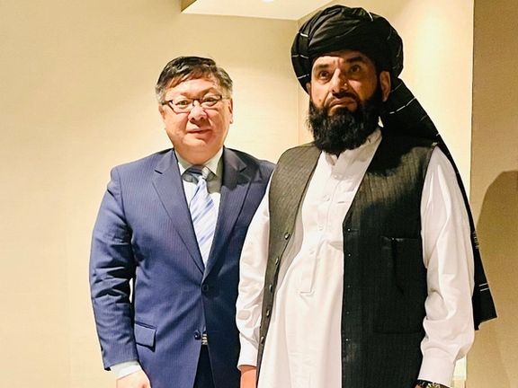 سهیل شاهین او د چین د سفارت شارژدافیر په افغانستان کې د بیجینګ پر پانګونه خبرې وکړې