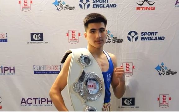 محمدرضا صفری مشتزن افغان مقیم بریتانیا، قهرمان بوکس جوانان انگلستان شد