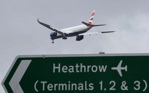 فرودگاه هتروی لندن در پی وقوع آتشسوزی گسترده تعطیل شد