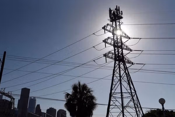 سازمان ملل: بیبرقی در افغانستان به آموزش کودکان و کسبوکار مردم ضربه میزند