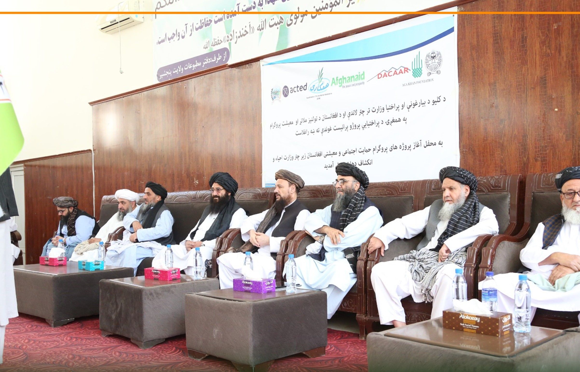 د ځوانانو د بېکارۍ لوړه کچه؛ طالبان د ۸۷ میلیونو ډالرو پروژو د پیل خبر ورکوي