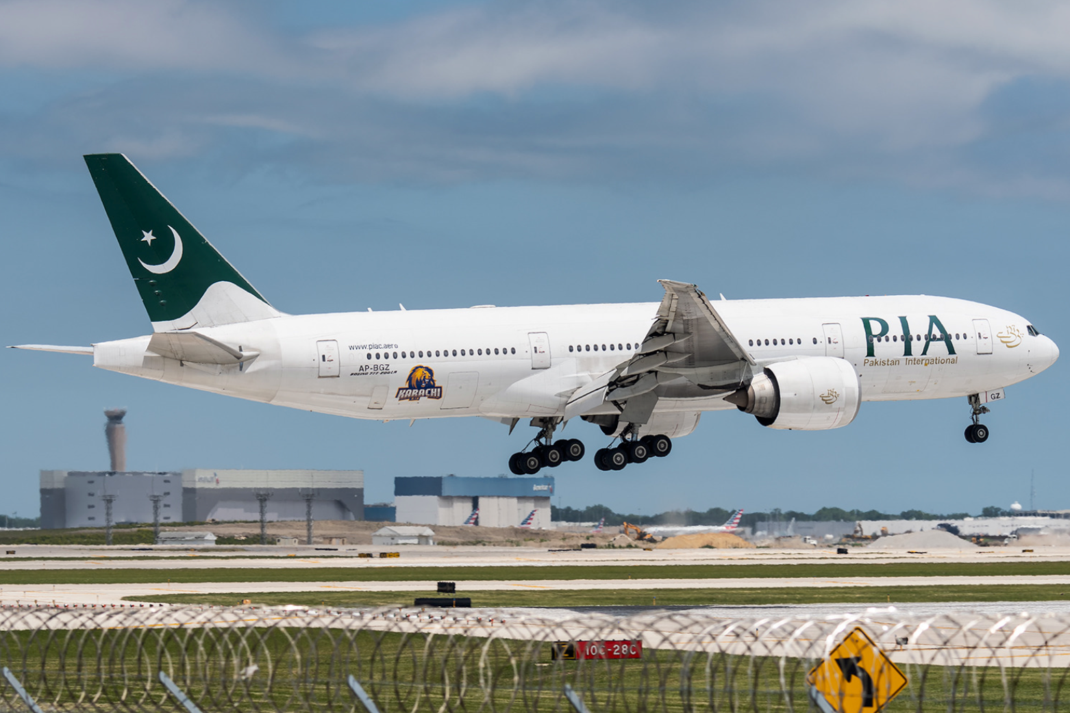 پاکستان سعودي عربستان ته الوتنې بېرته پيل کړې