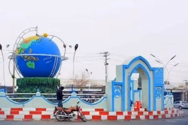 طالبان وایي په هلمند کې یې له یوه ۸۰ کلن سړي سره د ۸ کلنې ماشومې د نکاح مخه نیولې