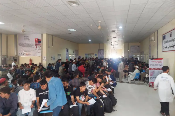 Over 7,000 Afghan Migrants Voluntarily & Forcibly Returned to Afghanistan