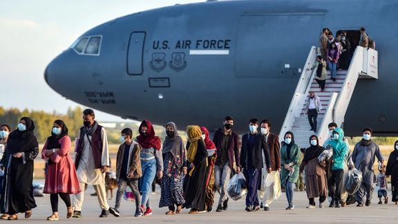 افغان ایواک : د متحده ایالاتو د ۲۰۲۷ کال بودجه د افغانانو قانوني ورتګ محدودوي