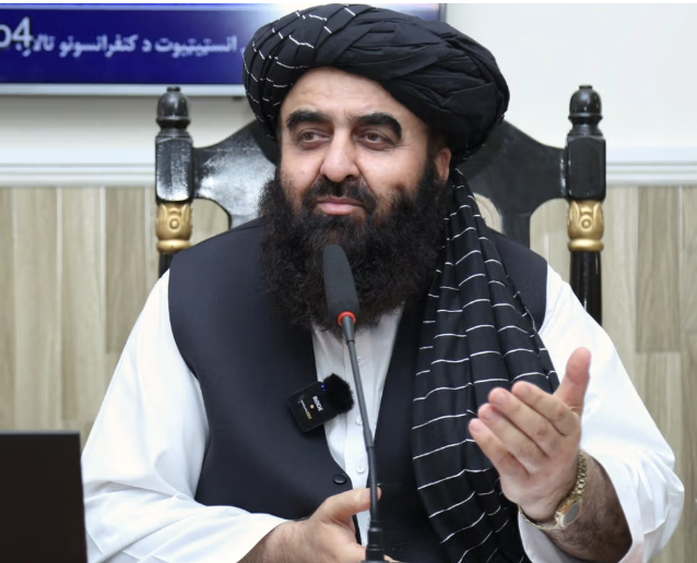 أمير خان متقي: باكستان تسعى لتنفيذ "مشاريع غامضة"