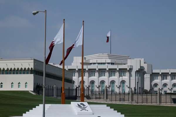 قطر: له ایران سره مذاکرات باید ټول مسایل راونغاړي او د سیمهییزو شریکانو شتون کې ترسره شي