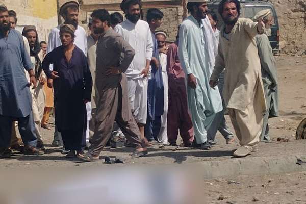 دستکم سه نفر بر اثر انفجار بمب در وزیرستان جنوبی جان باختند