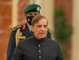 شهباز شریف سبا په درې ورځني سفر سعودي عربستان ته ځي