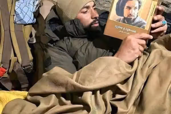طالبان پس از سه روز پیکر حسیب پنجشیری را تحویل نداده است