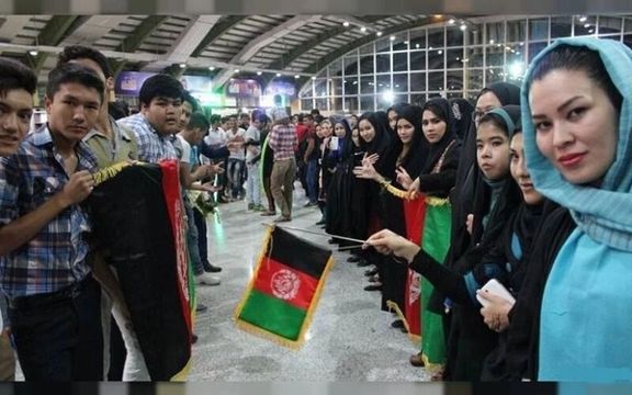 رسانه ایرانی: افغانها بیش از یک میلیارد دالر در مشهد سرمایهگذاری کردهاند