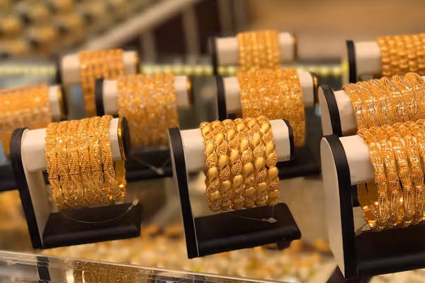 د نوي زېږدیز کال له پیل سره سم د سرو زرو په بیو کې لوړوالی راغلی