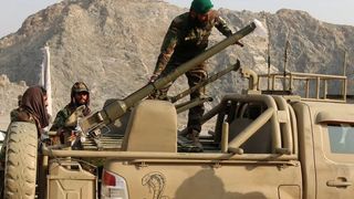 طالبانو په ځینو ولایتونو کې د پاکستان پر ضد د پخوانیو نظامیانو او قومي مشرانو ملاتړ غوښتی