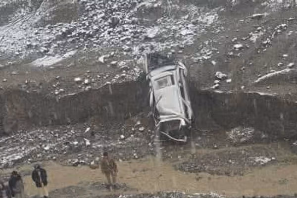 در یک حادثه ترافیکی در بدخشان پنج نفر جان باختند