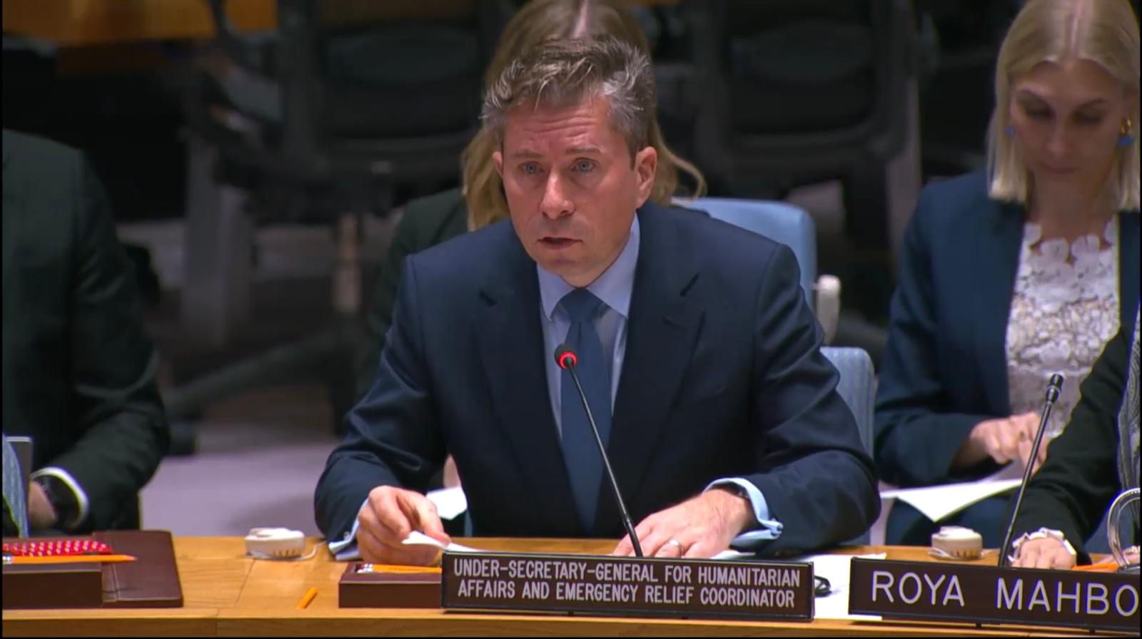 ټام فلیچر: د ښځو پر طبي زده کړو بندیز به اوږدمـهالې نـاوړه اغیزې پـریږدي