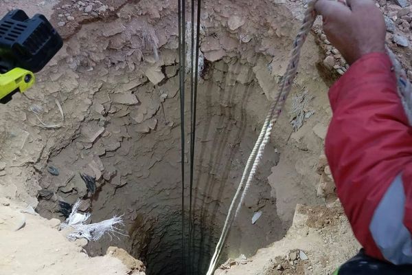 په تهران کې د یوه افغان په ګډون دوه کارګر له ژورې څاه ژغورل شوي