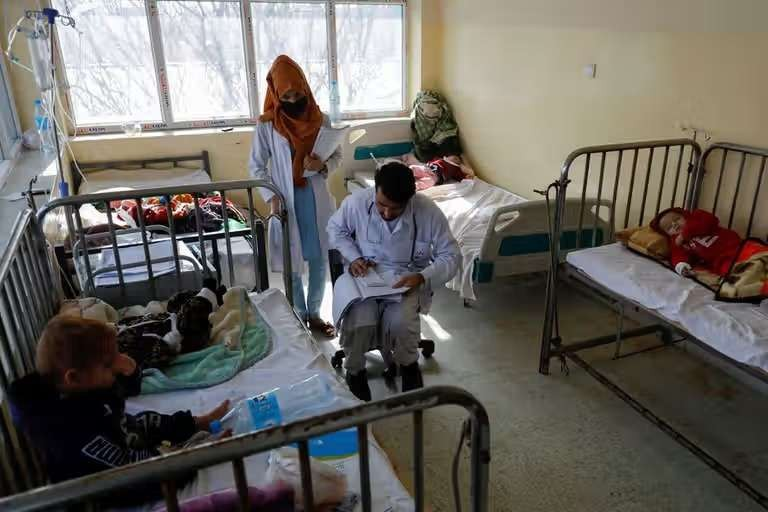 الصحة العالمية: الأمراض التنفسية تودي بحياة 170 أفغانياً خلال شهر
